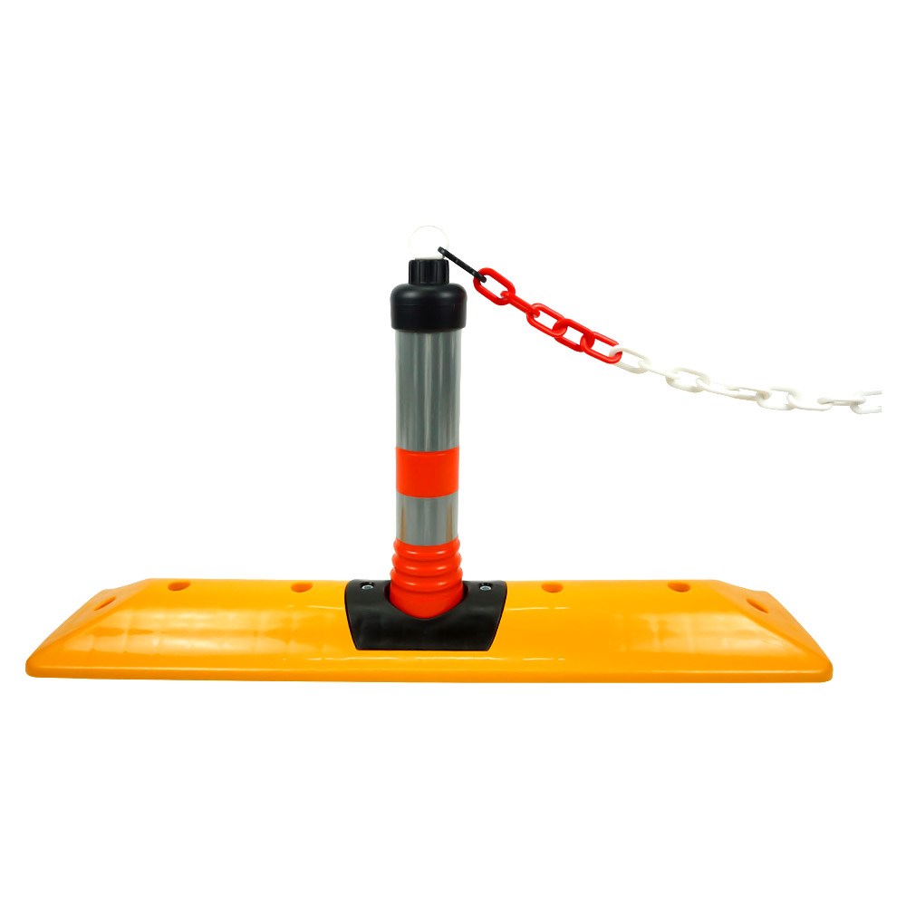 12270 UB R-3 PVC road separator with 30 cm delineator