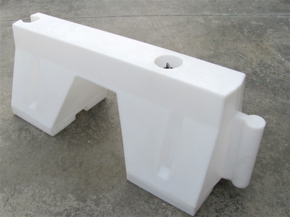 Road Barrier - White 120 x 50 x 50 cm Road Barrier - White 120 x 50 x 50 cm