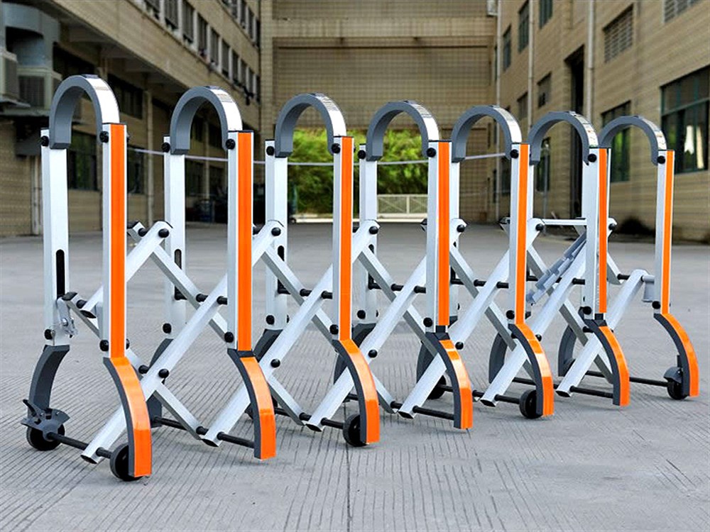 Accordion Barrier BS-2000 Accordion Barrier BS-2000
