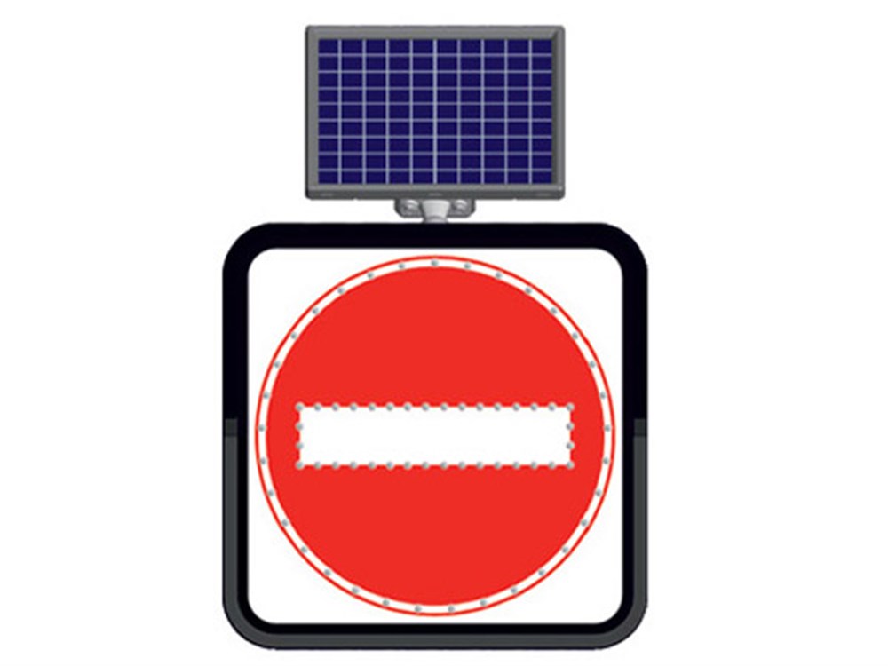 Solar Powered No Entry Sign (60 x 60 cm) Solar Powered No Entry Sign (60 x 60 cm)