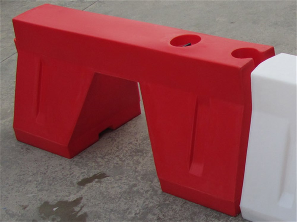 Road Barrier - Red 120 x 50 x 50 cm Road Barrier - Red 120 x 50 x 50 cm