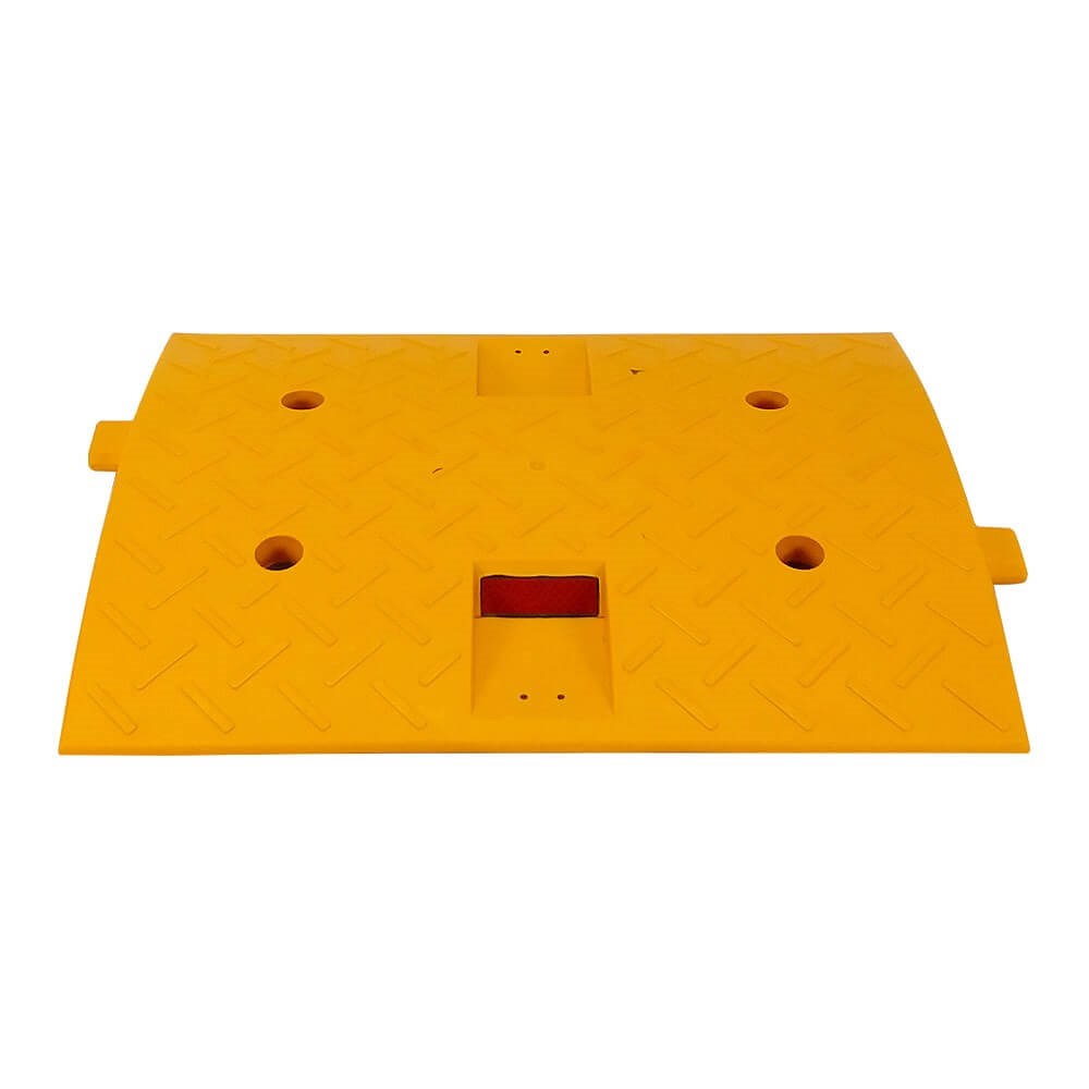 Rubber Covered Speed Bump 50 x 40 x 4 cm Rubber Covered Speed Bump 50 x 40 x 4 cm