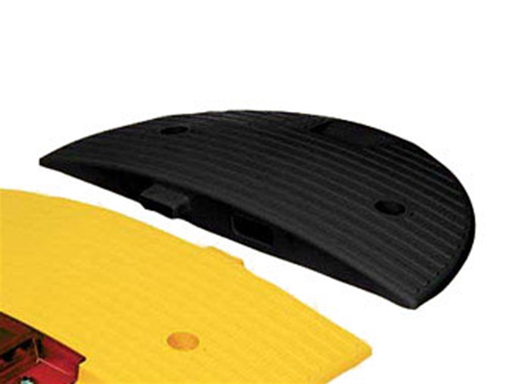 Speed Bump With Solar Flashers Cover 25 x 50 x 4,5 cm Speed Bump With Solar Flashers Cover 25 x 50 x 4,5 cm