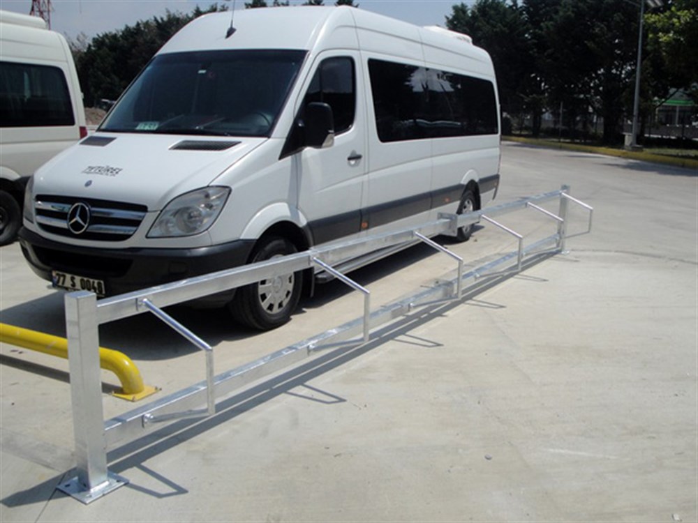 Motor Parking For 6 Vehicles Motor Parking For 6 Vehicles